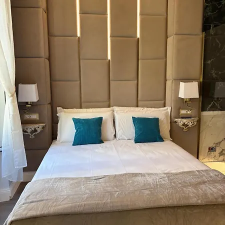 Lary's - San Pietro Affittacamere 4*