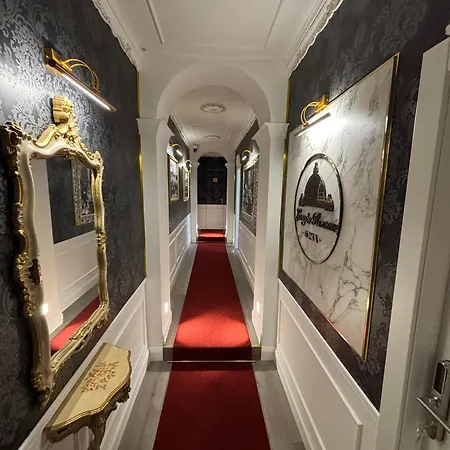 Lary's - San Pietro 4* Рим