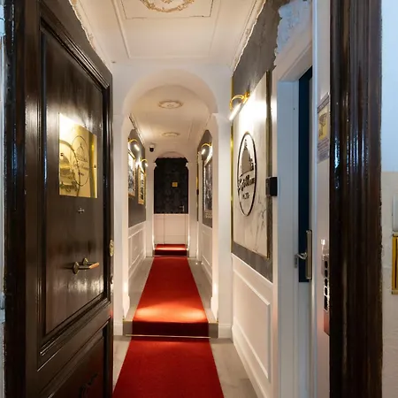 Гостевой дом Lary's - San Pietro 4*
